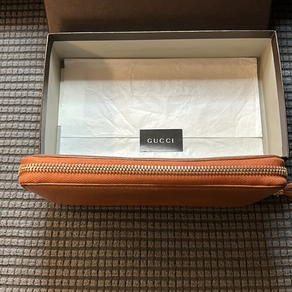 Gucci Soho Long Zippy Wallet